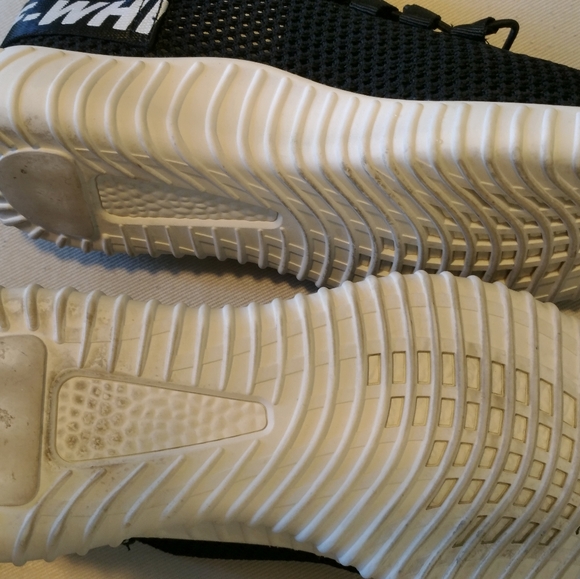 Indestructible Shoes - Picture 4 of 5